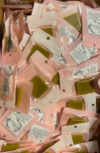 Load image into Gallery viewer, 50- Turmeric Met Matcha Exfoliant Sample Bars