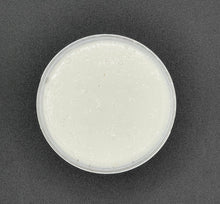 Load image into Gallery viewer, Intensive deep conditioner with mango butter. Should be used weekly to soften and mositurize curl hair. Can be done prior to shampooing or after.